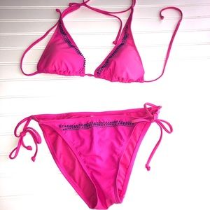 HOBBIE BIKINI SET XL. Fucsia. Pre Owned